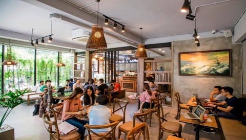 Hướng Dẫn Lựa Chọn Loa Âm Trần Cho Quán Cafe