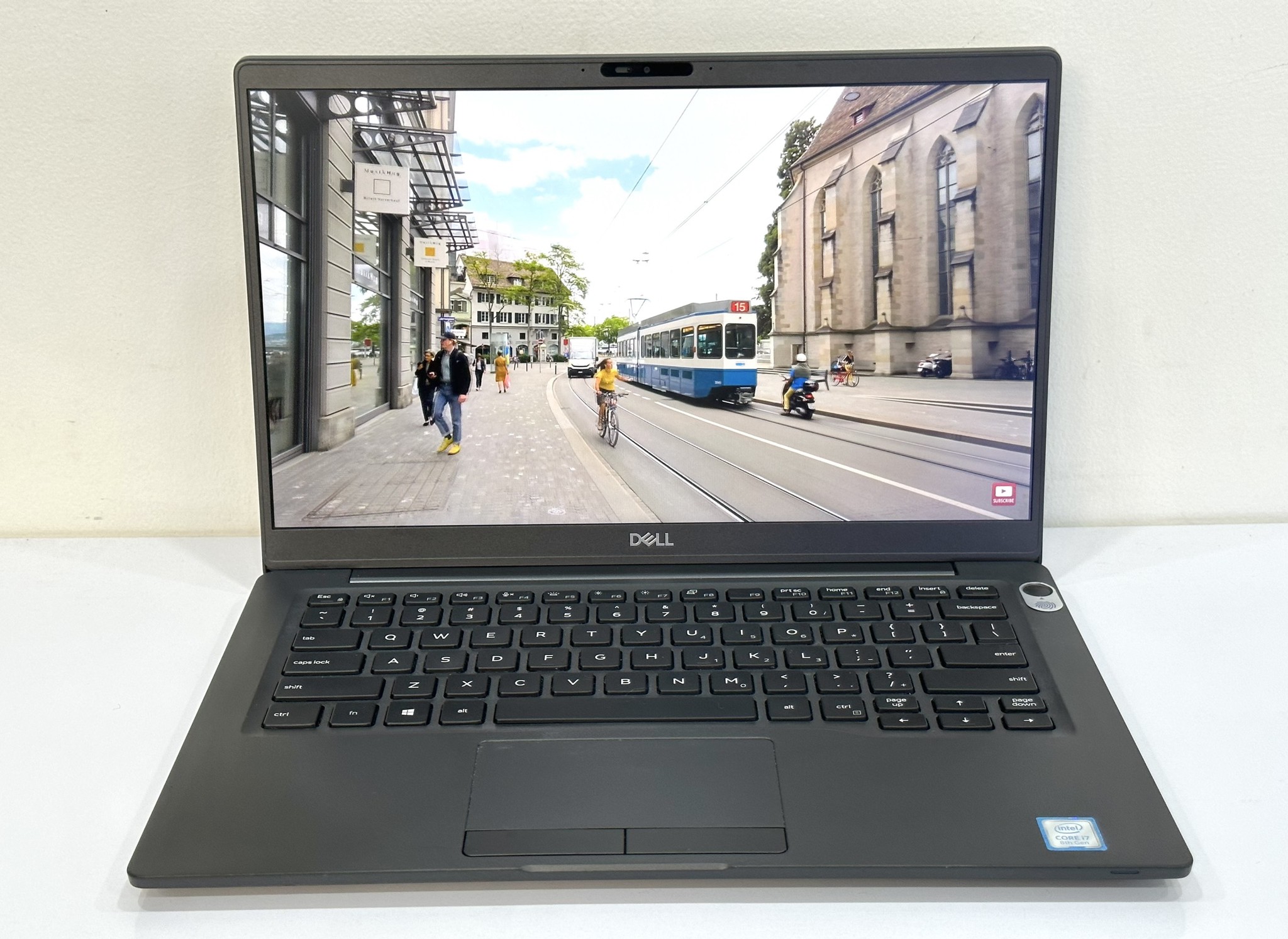 Video Đánh Giá Dell Latitude 7400 Core I7-8665U Ram 16G SSD 512G FHD IPS - Laptopone