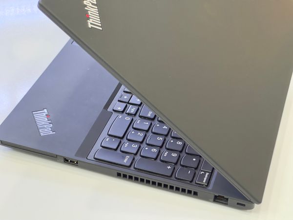 Lenovo ThinkPad P15s Gen 1 15 inch 2020