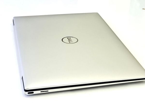 Dell XPS 9300