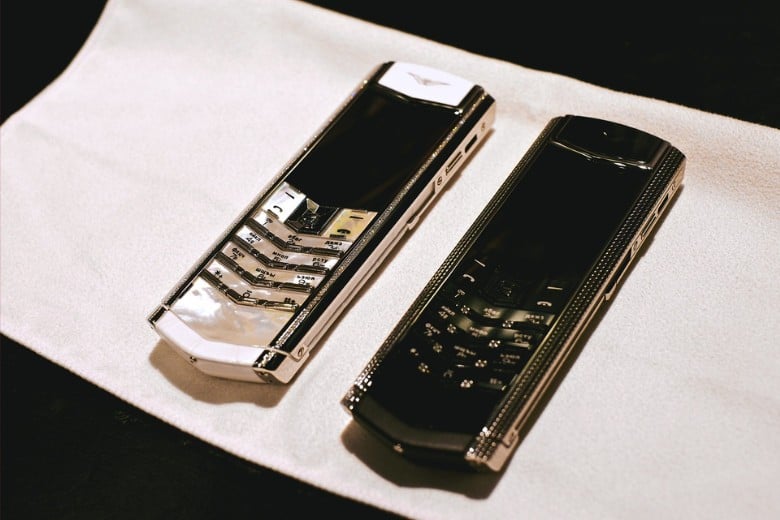 Điện thoại Vertu Signature