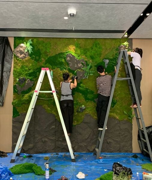 thi-cong-va-lap-dat-tuong-reu