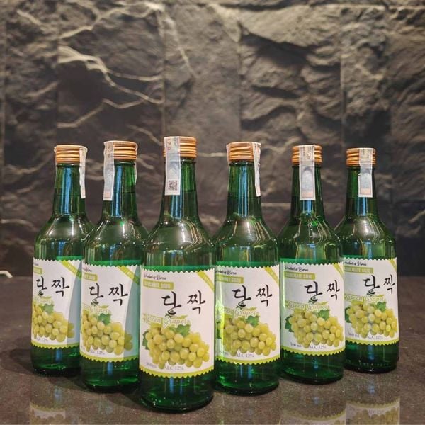 ruou-soju-han-quoc-Soulmate-vi-nho-green-grapes-360ml