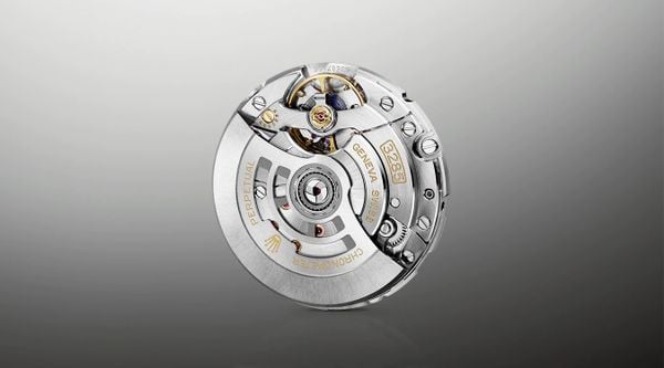 bo_chuyen_dong_3285_rolex_batgirl