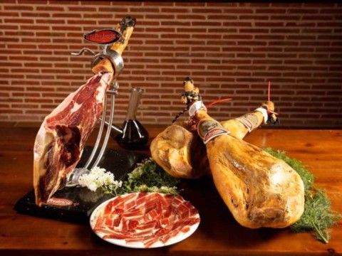Thịt heo iberico - Thịt heo đen của giới quý tộc Tây Ban Nha