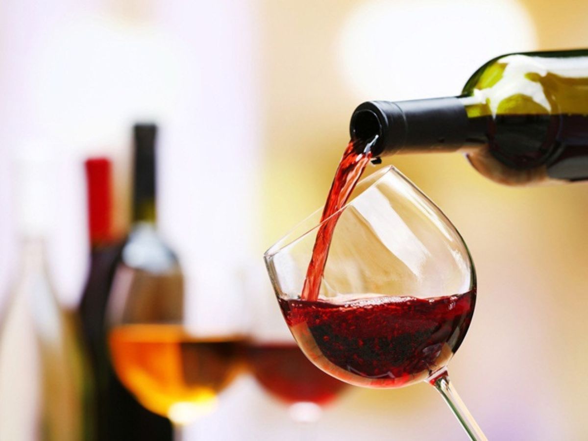 Top 05 lợi ích của rượu vang đỏ và lưu ý khi sử dụng