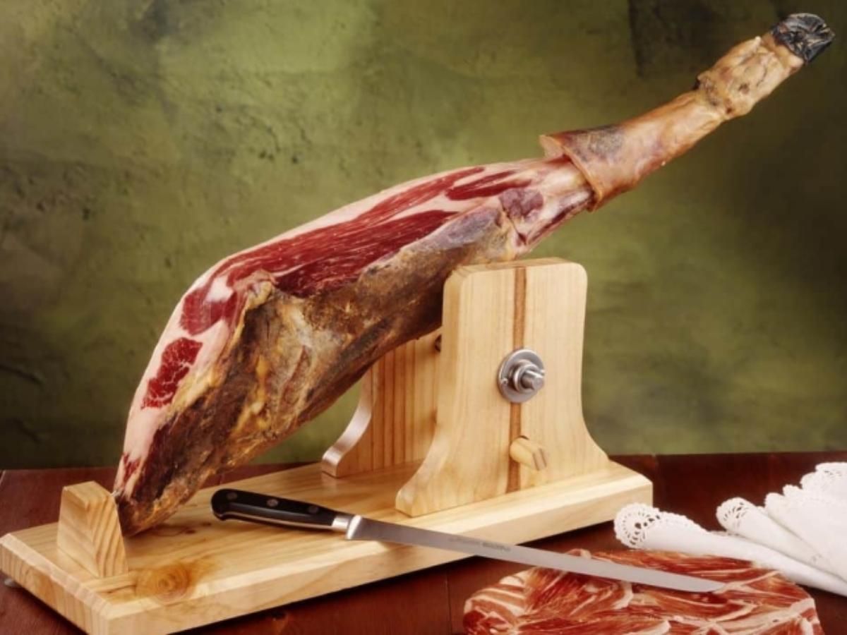 Thịt lợn đắt nhất thế giới, một chiếc đùi có thể lên đến 100 triệu