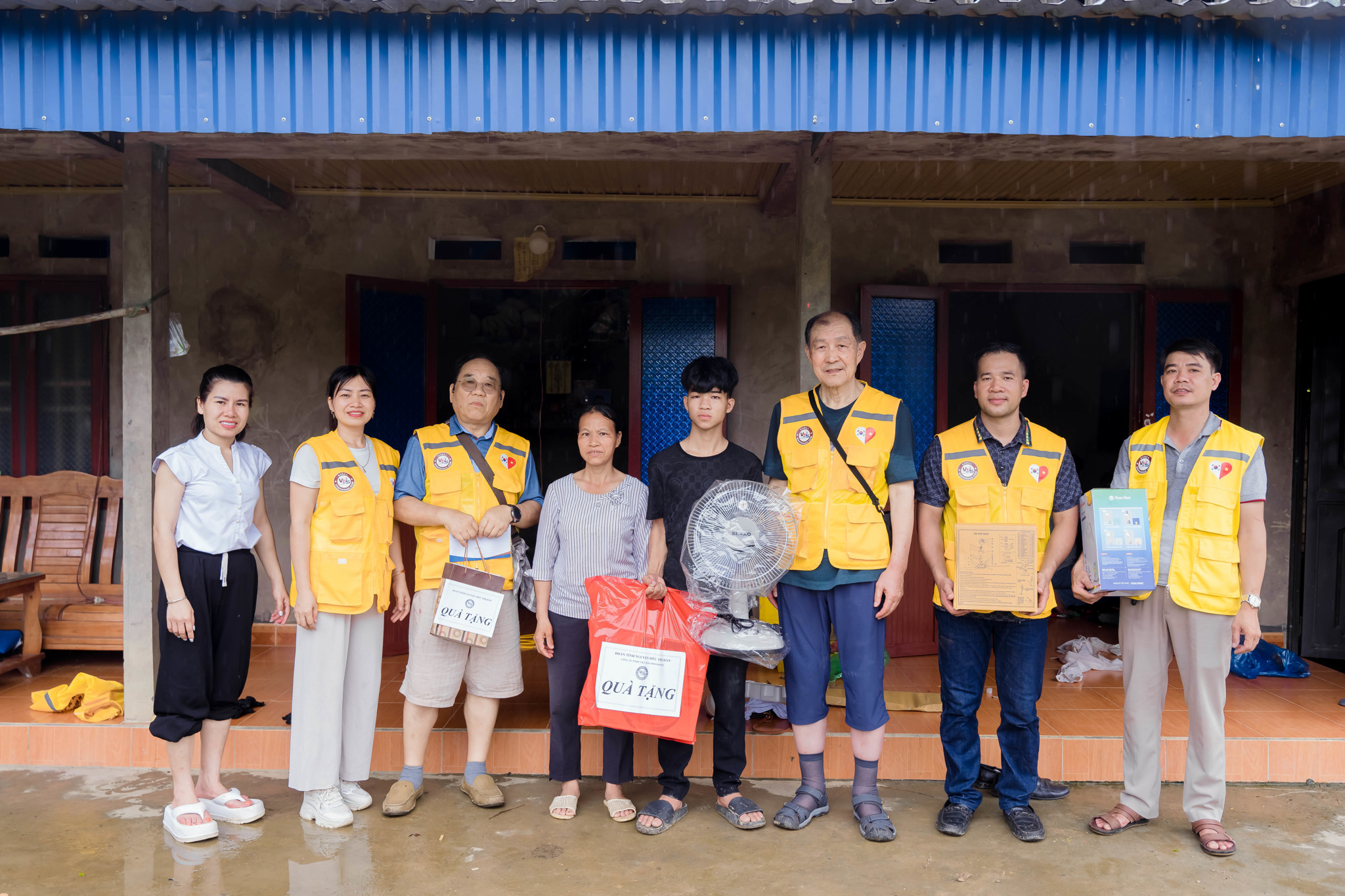 Công ty TNHH Việt Hàn tổ chức hoạt động thiện nguyện tại trường Trung cấp nghề Thái Nguyên