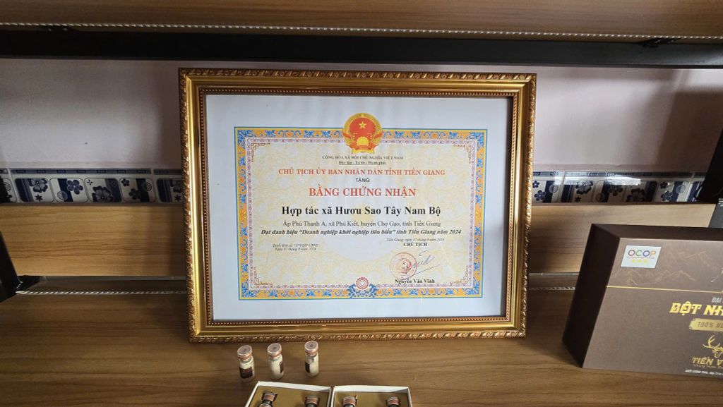 ĐẠT DANH HIỆU 