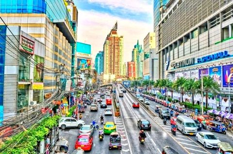 Khách du lịch quốc tế đến Thái Lan phải trả phí?