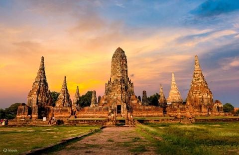 Khám phá công viên lịch sử Ayutthaya ở Thái Lan