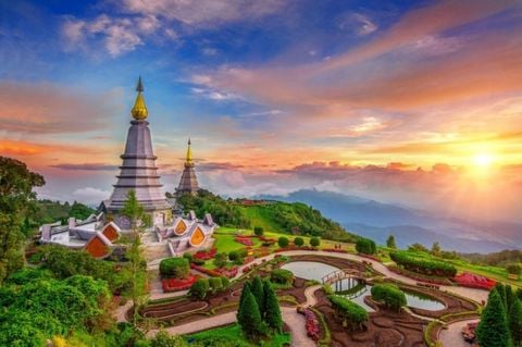 Tham quan Doi Inthanon - công viên quốc gia tại Chiang Mai