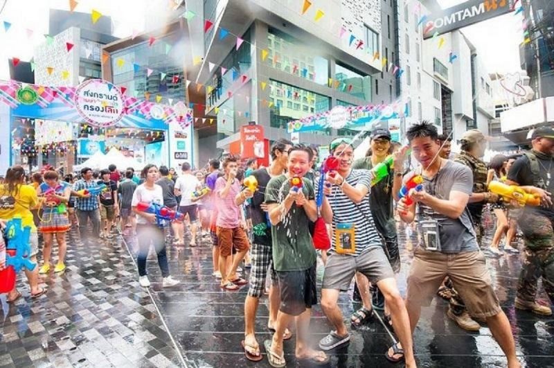 Trọn bộ thông tin lễ hội té nước Songkran Thái Lan 2023 và những lưu ý cần biết