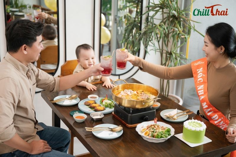 Ngày của Mẹ: ChillThai lo hết bàn tiệc ngon