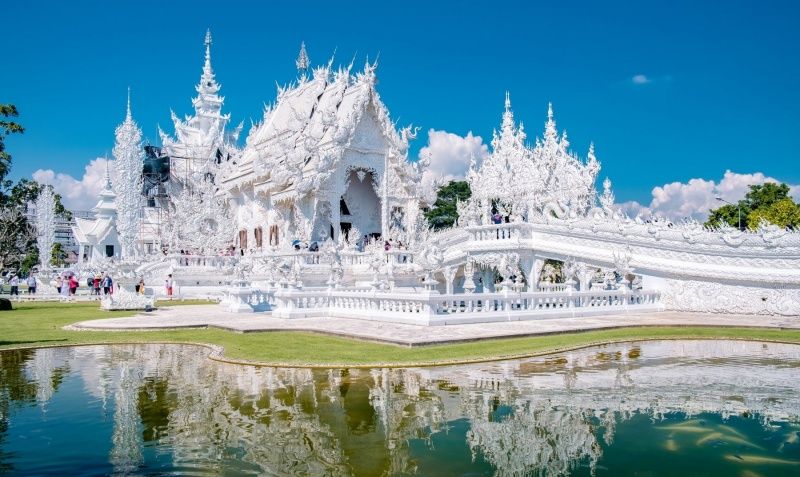 Vẻ đẹp huyền ảo của ngôi đền Trắng ở Thái Lan