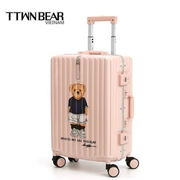 Vali gấu TTWN Bear chính hãng màu hồng pastel dành cho các cô nàng theo đuổi phong cách ngọt ngào, nữ tính