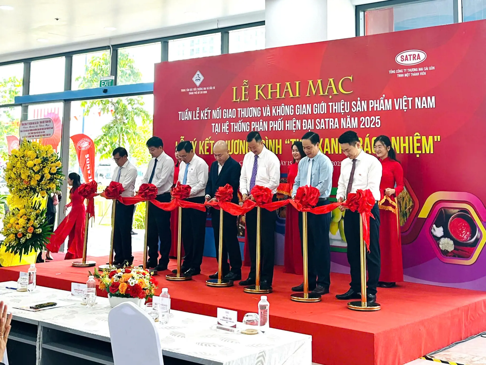 Mật Táo Đỏ Tâm An Tham Gia Tuần Lễ Kết Nối Giao Thương Và Không Gian Giới Thiệu Sản Phẩm Việt Nam Tại Hệ Thống Phân Phối Hiện Đại SATRA 2025