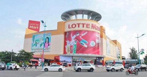 Đại lộ V.I. Lê Nin, phường Hà Huy Tập, TP. Vinh, Tỉnh Nghệ An