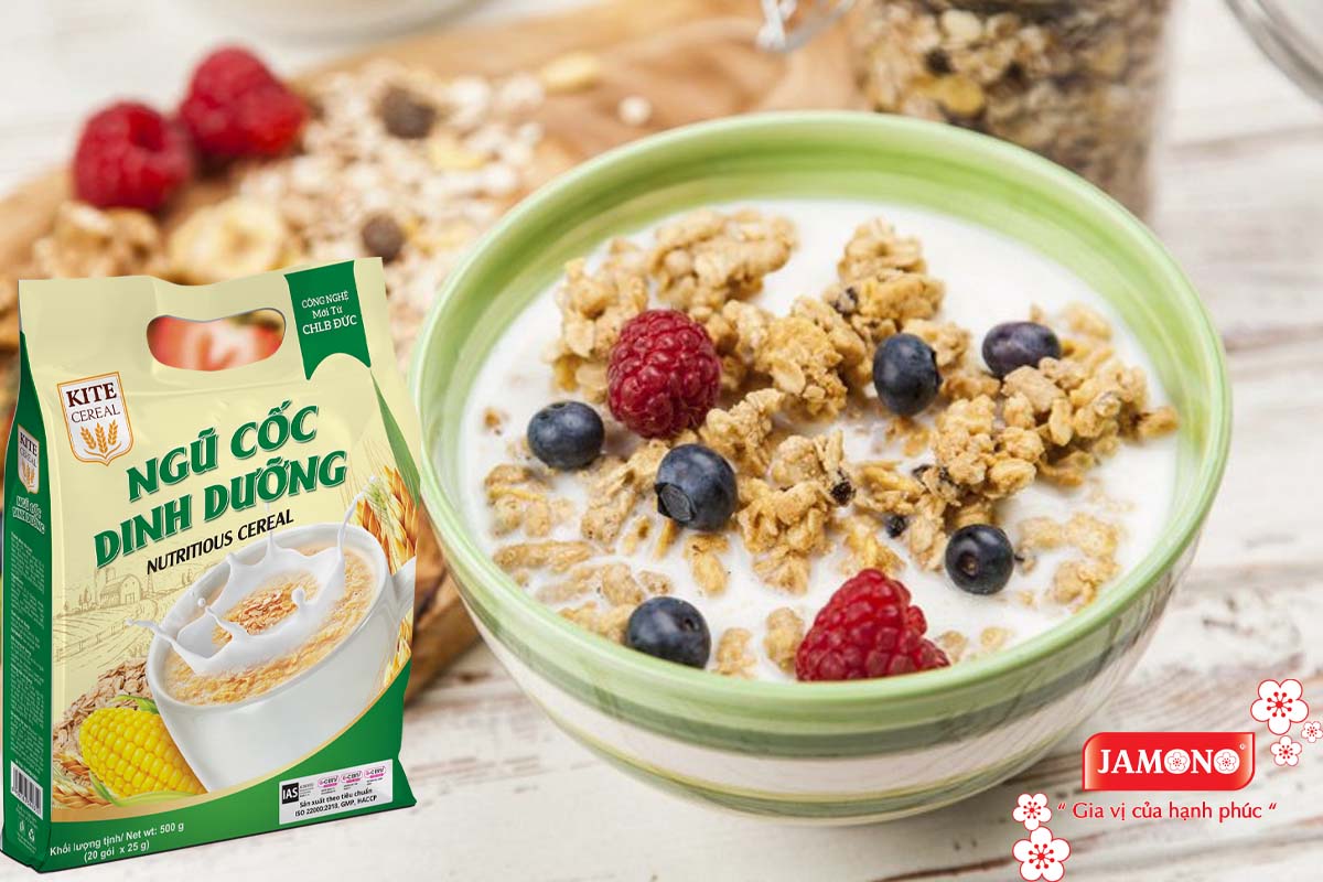 sữa ngũ cốc với trái cây