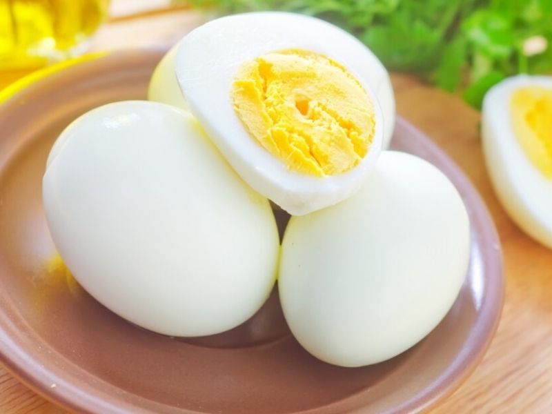 trung-thuc-pham-giup-toc-chac-khoe