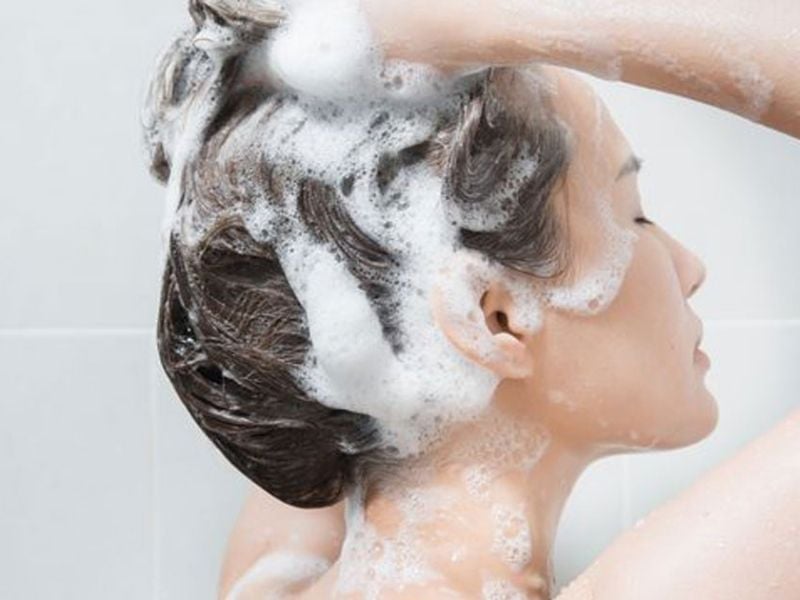 cach-lam-sach-mai-toc