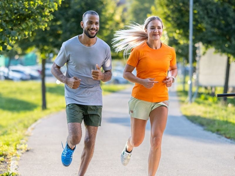 chay-bo-giup-han-che-uong-ruou-bia