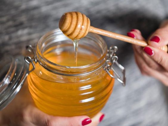 [ Góc giải đáp ] Uống mật ong có nóng không? Nên sử dụng mật ong sao cho đúng