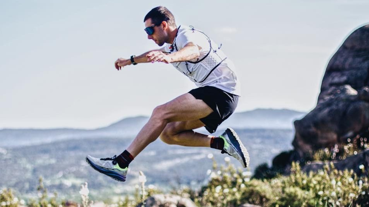 Chiến lược Tâm lý cho Chạy Xuống Dốc: Làm thế nào để chạy nhanh hơn trên đường trail xuống dốc