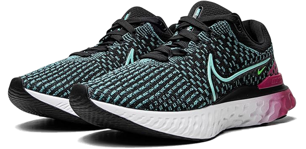 Giày chạy bộ nữ Nike tốt nhất cho sự ổn định: Nike React Infinity Run Flyknit 3