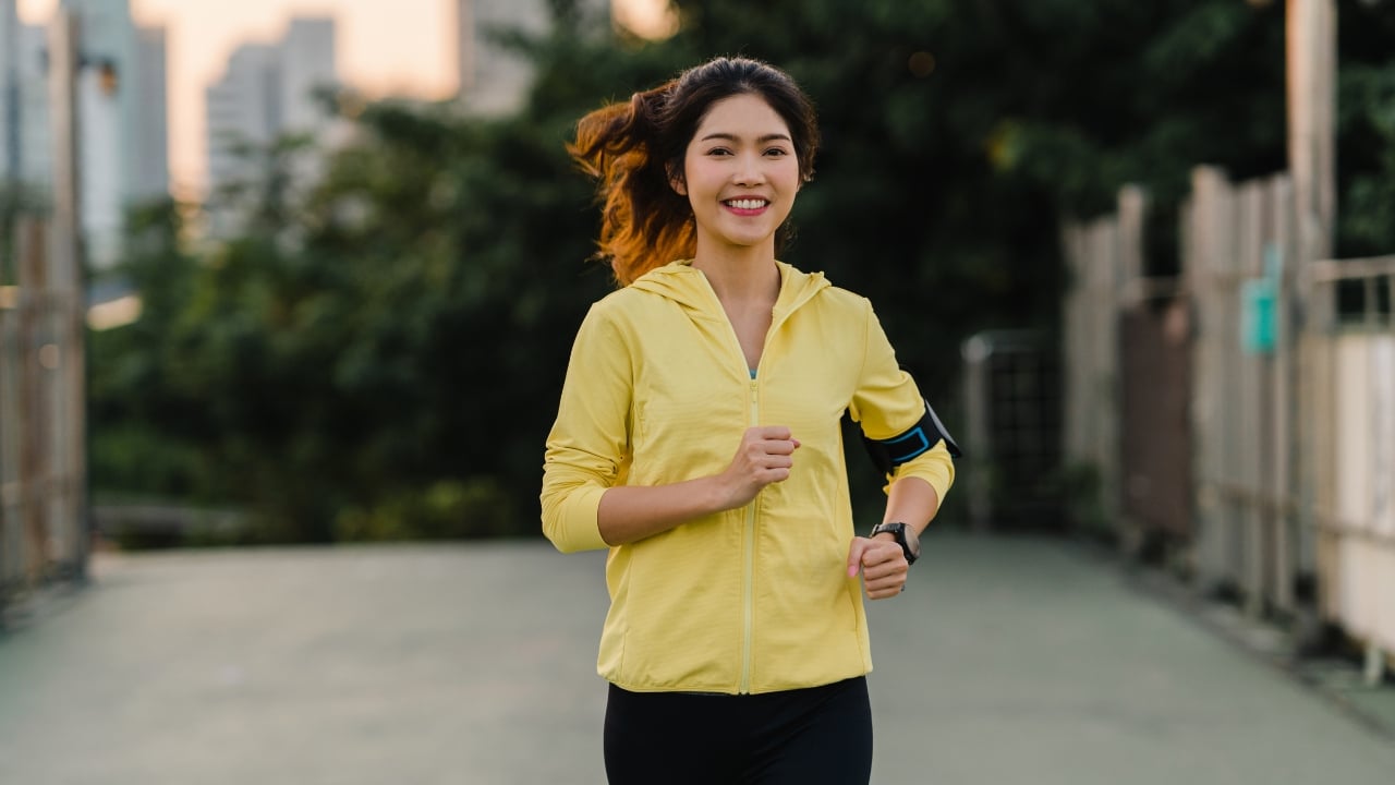 Lợi ích của yoga và chạy bộ