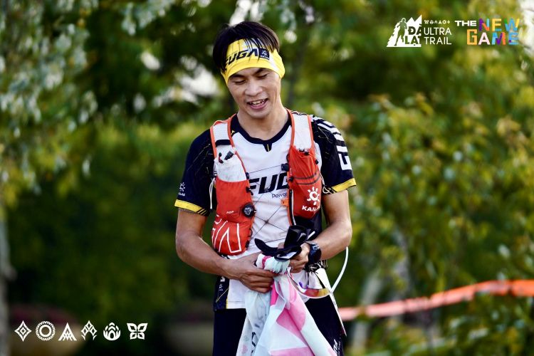 Elite-Trong-Nhon3