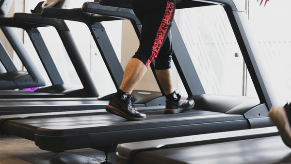 Tập gym 1 tiếng đốt bao nhiêu calo?