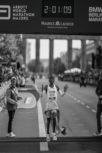 Kipchoge vô địch Bostom marathon 2022