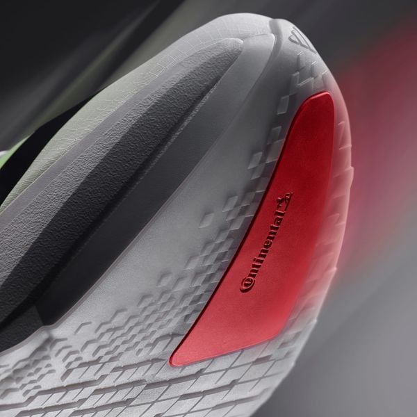 Adidas Adizero Pro 4 - Đế ngoài Continental