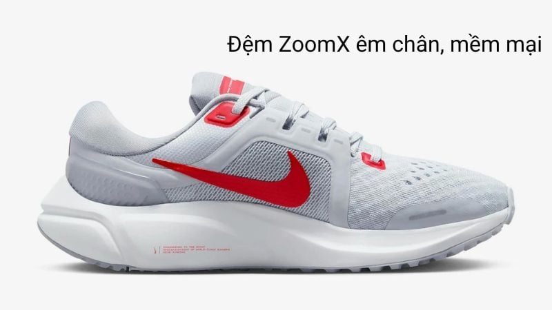 Giày chạy bộ Nike với đệm ZoomX êm chân mềm mại