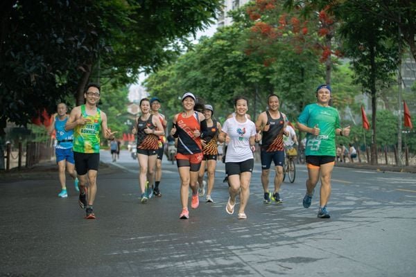Văn Quán Runner