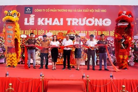 Khai trương Xưởng sản xuất tủ bếp và showroom trưng bày thiết bị nhà bếp cao cấp HNC