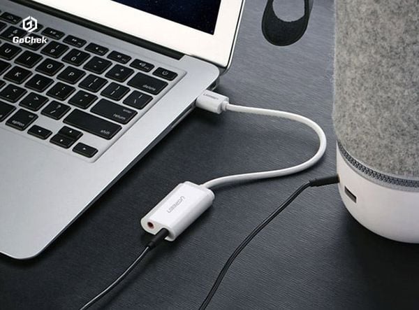 Cách kết nối tai nghe với laptop