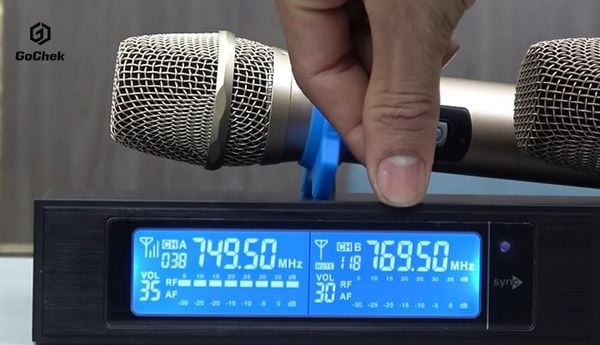 Micro bị nhiễu sóng
