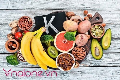 tại sao đến tháng bụng lại to ra? Làm thế nào khắc phục