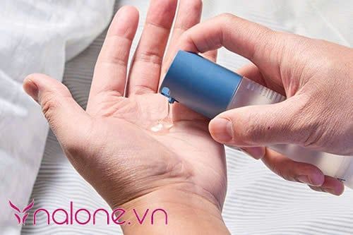 Những điều cần biết về gel bôi trơn dành cho nam giới và nữ giới