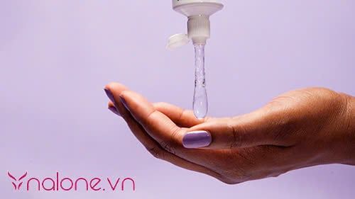 Những lưu ý khi sử dụng gel bôi trơn an toàn sức khỏe tình dục