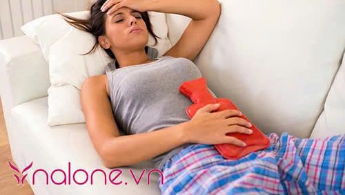 tại sao đến tháng bụng lại to ra? Cách giảm đau bằng túi chường