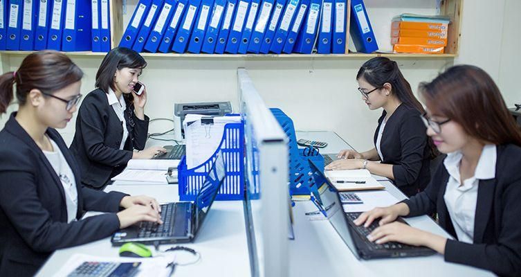 Tuyển kế toán bán hàng