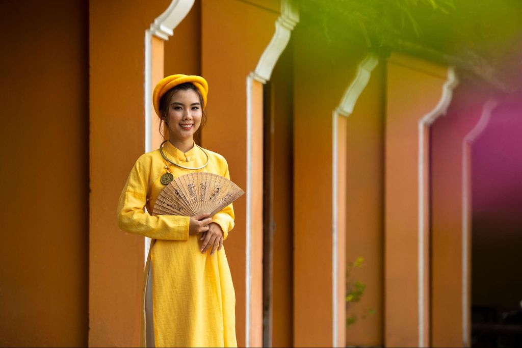 Gợi ý trang phục đẹp, tinh tế cho cô dâu - chú rể trong lễ dạm ngõ