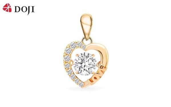 Kiểu dáng mặt dây chuyền trái tim kết hợp đính đá CZ và chữ vô cùng lạ mắt