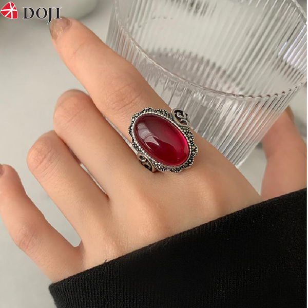 Nhẫn ngón trỏ có khả năng thu hút may mắn