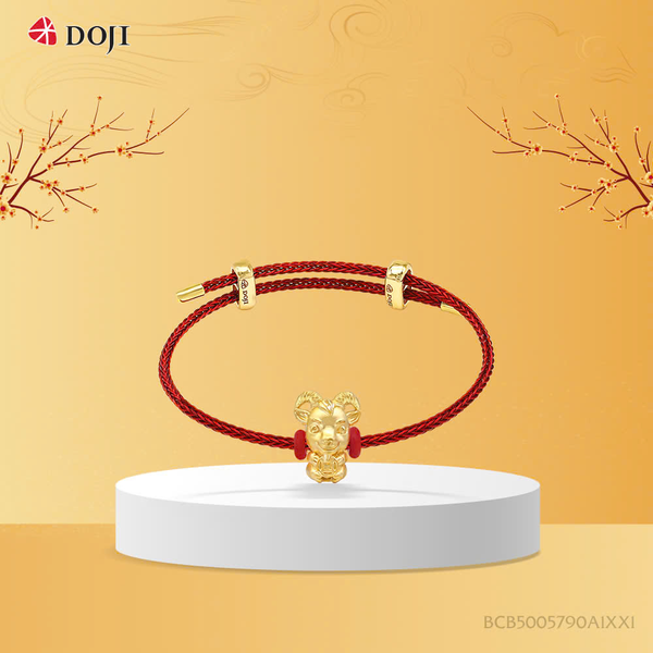 Charm 24K họa tiết Dê Vàng kết hợp cùng dây đeo đỏ