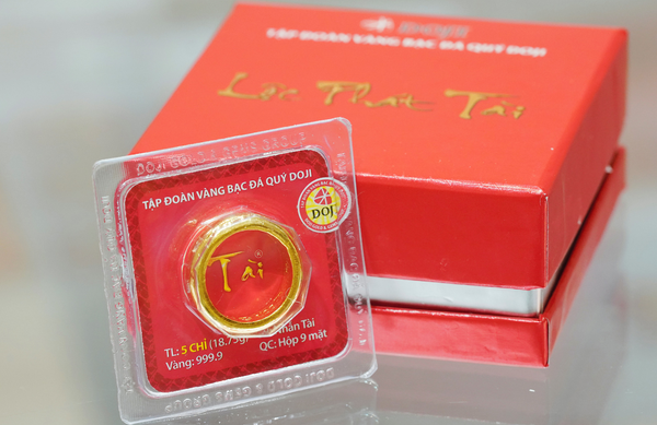 Tránh để vàng 9999 tiếp xúc với hóa chất và bụi bẩn