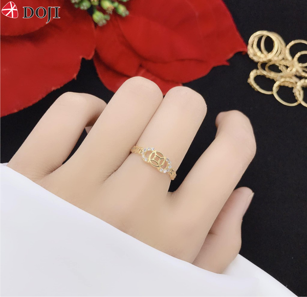 Nhẫn ngón giữa có thể biểu thị tình trạng hôn nhân